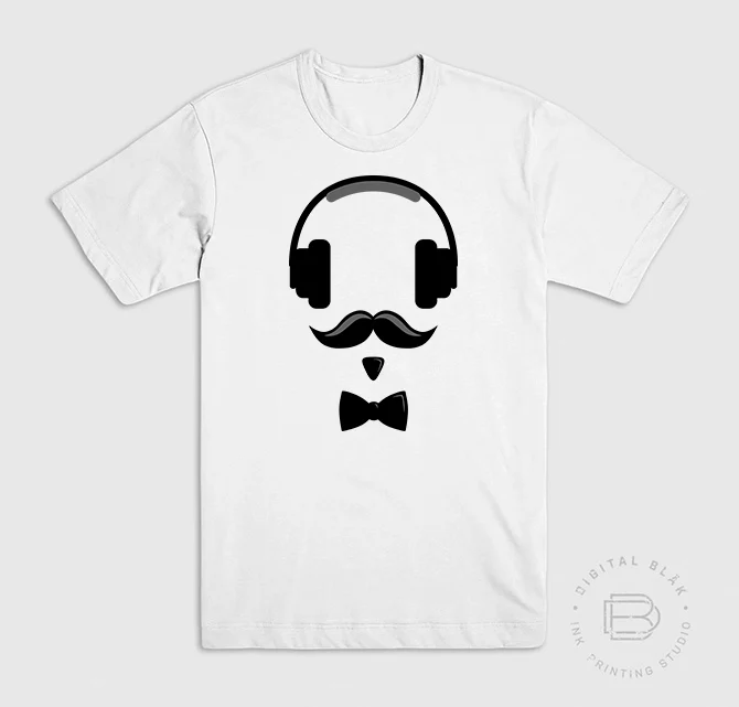 AUDÍFONOS Y BIGOTE