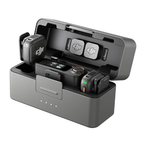 Micrófono Inalámbrico DJI Mic 3 - 2 TX + 1 RX - Estuche de Carga - USB-C/3.5mm - Negro